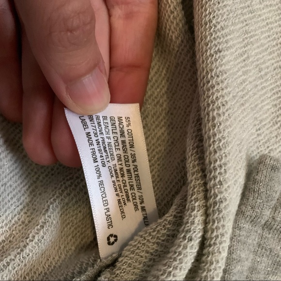 [Wild Fable] BOGO $1 Glitter Crop Hoodie - Picture 6 of 11